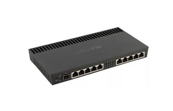 MikroTik RB4011iGS+RM